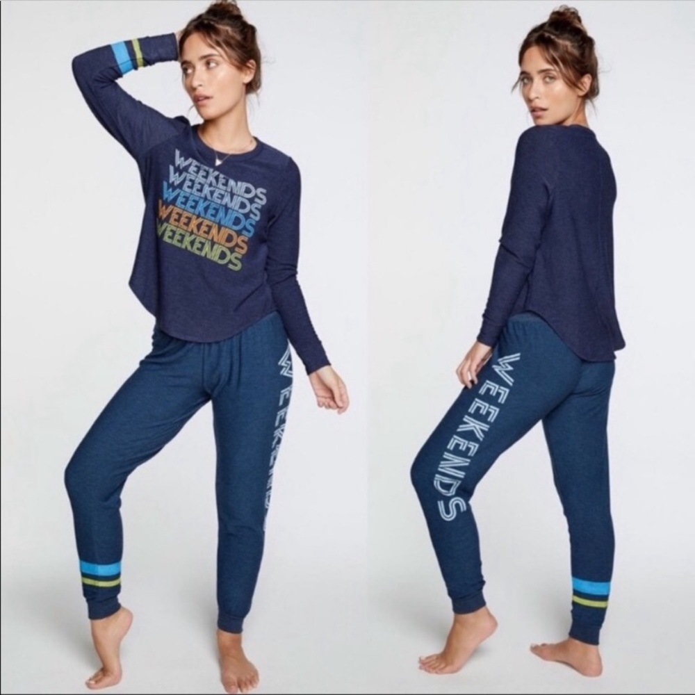 Chaser WEEKENDS Long Sleeve Sweatshirt Size Small